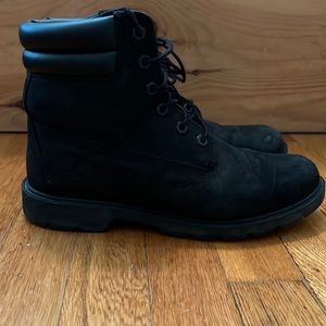 Timberland Women's Linden Woods Waterproof 6 Inch Boot. Great condition